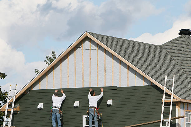 Professional Emergency Siding Repair technician working in Rocky Mount, VA